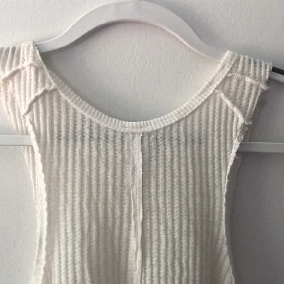 Comfortable flowy free people tank - Picture 4 of 4